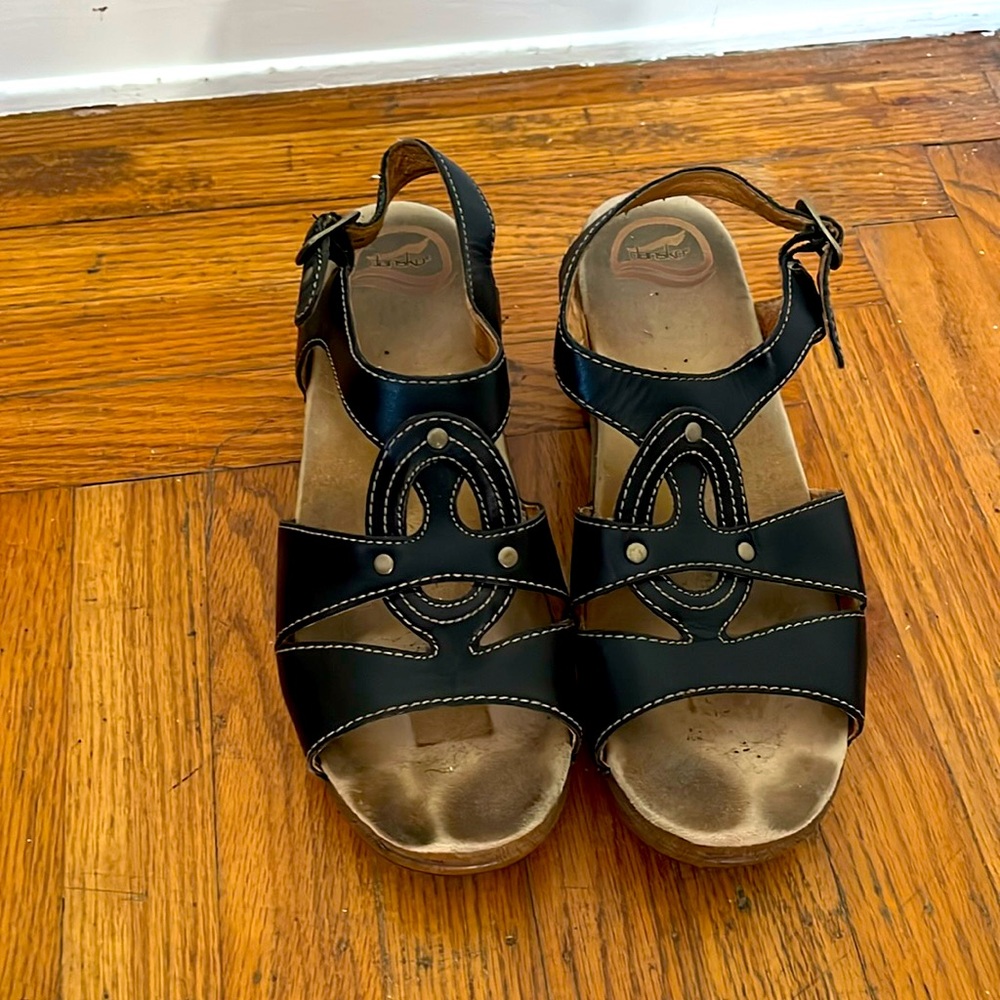 Dansko Black Leather Open Toe Sandals Size 11
